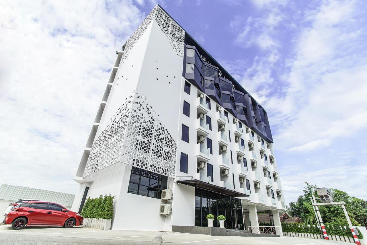 Sr Grand Hotel Chiangmai Chiang Mai Exterior photo